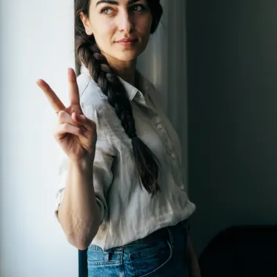 Рената, 24