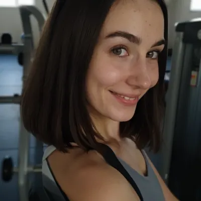 Улыбчивая Богдана, 26