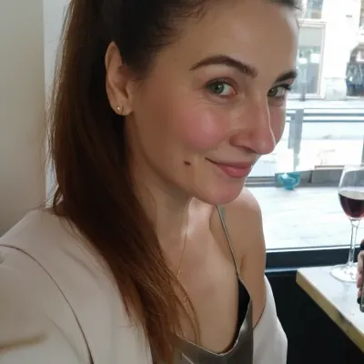 Зарина, 37