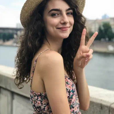 Седа, 23