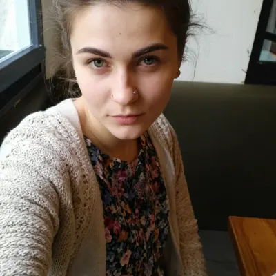 Аня