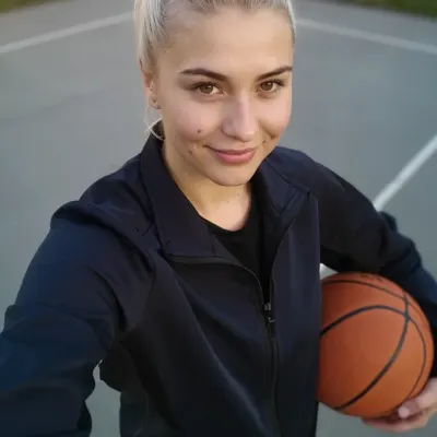 Алина