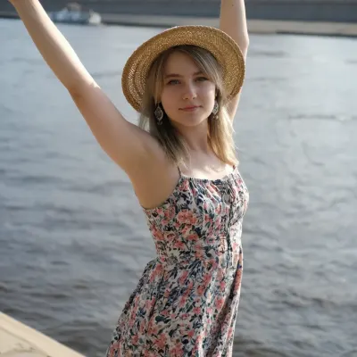 Вероника, 21